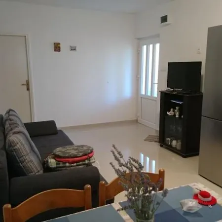 Ivanka Apartment *
