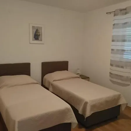 Apartment Ivanka Ist